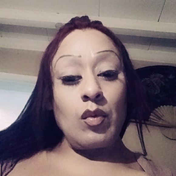 Meet your Posher, Tina - Picture 1 of 1